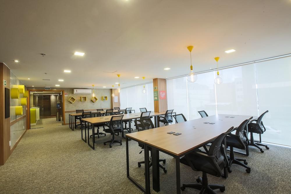 I5 Play Hotel Aguas Claras Exterior foto