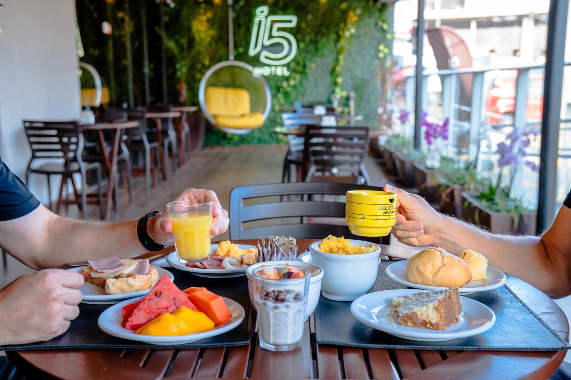 I5 Play Hotel Aguas Claras Exterior foto